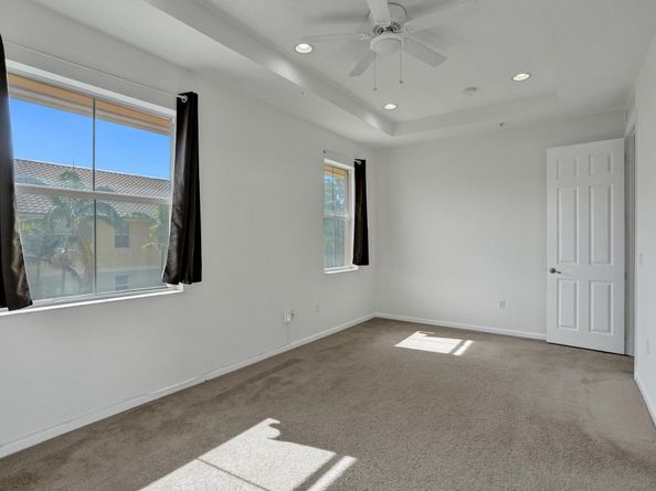 3915 Passion Flower Rd 3915, Coconut Creek FL 33073