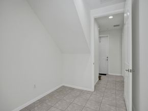 3915 Passion Flower Rd 3915, Coconut Creek FL 33073