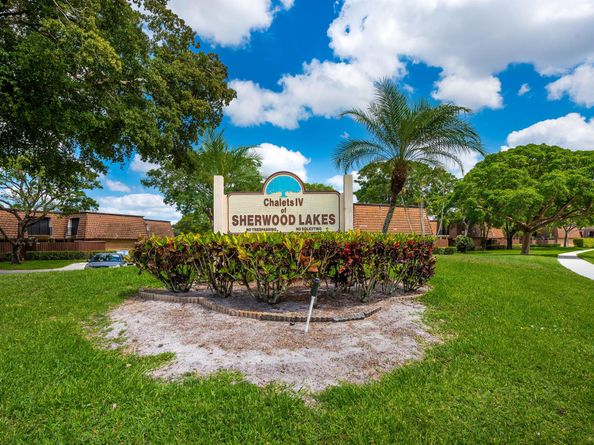 2205 22nd Lane, Greenacres FL 33463