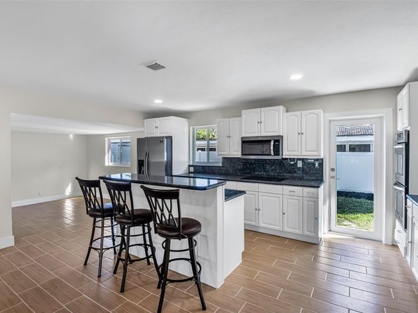 1270 NE 26th Ter, Pompano Beach FL 33062