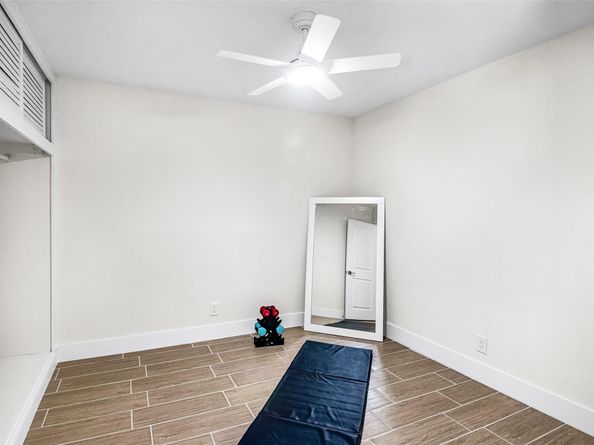 1270 NE 26th Ter, Pompano Beach FL 33062