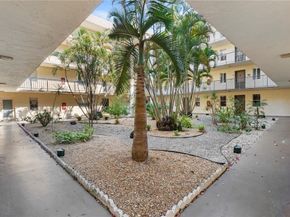 2841 Somerset Dr 318, Lauderdale Lakes FL 33311