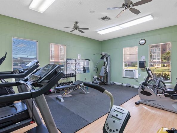 2841 Somerset Dr 318, Lauderdale Lakes FL 33311