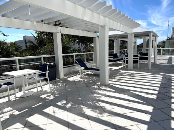 3015 N Ocean Blvd 19 E, Fort Lauderdale FL 33308