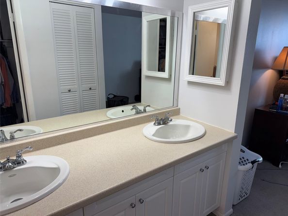 3015 N Ocean Blvd 19E, Fort Lauderdale FL 33308