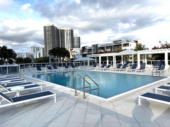 3015 N Ocean Blvd 19E, Fort Lauderdale FL 33308