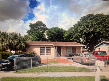 2051 NW 29th Ave