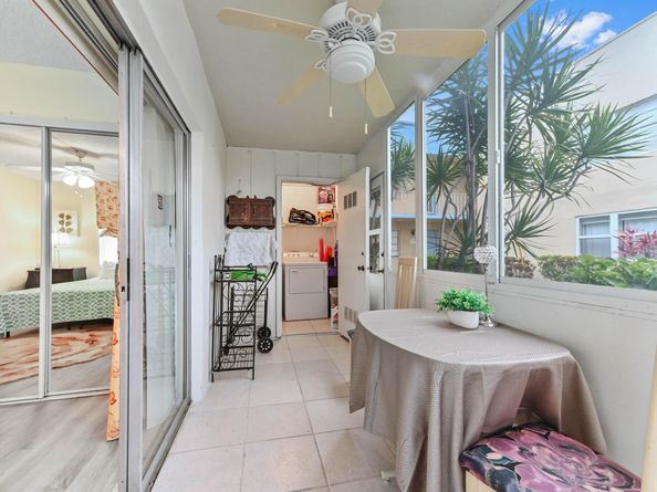196 Burgundy E, Delray Beach FL 33484