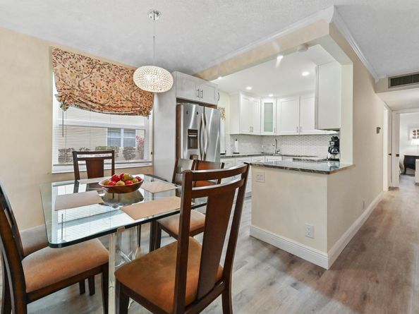 196 Burgundy E, Delray Beach FL 33484