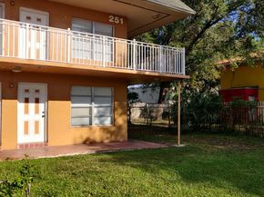 251 NW 177th St 119, Miami FL 33169