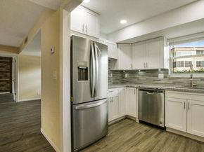 705 Lori Drive 104, Palm Springs FL 33461
