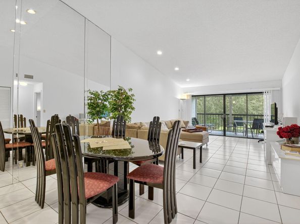 5055 Oak Hill Lane 222, Delray Beach FL 33484