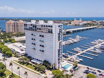 400 N Flagler Drive