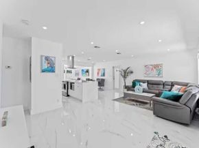 1713 NE Ne 7th Terrace NE, Fort Lauderdale FL 33305