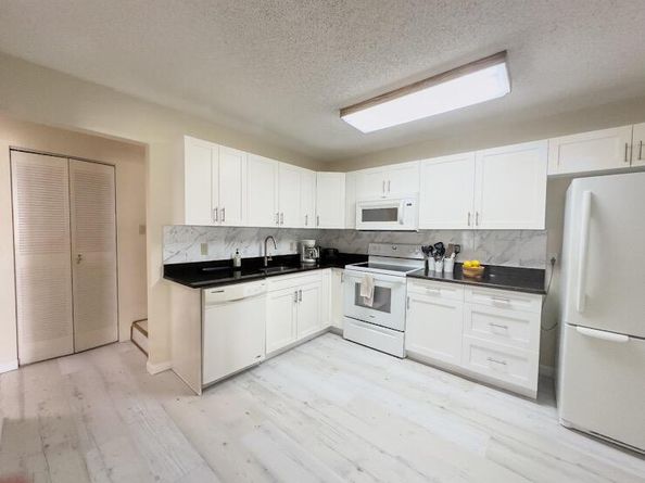 3851 Island Club Circle E, Lake Worth FL 33462