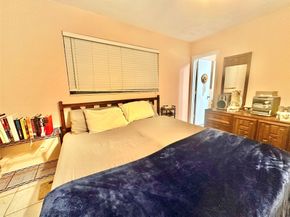 5671 NE 22 Ave, Fort Lauderdale FL 33308