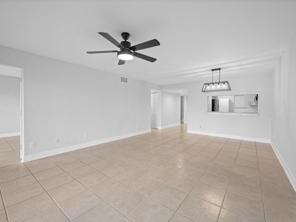 600 Uno Lago Drive 104, Juno Beach FL 33408