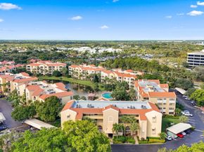 600 Uno Lago Drive 104, Juno Beach FL 33408