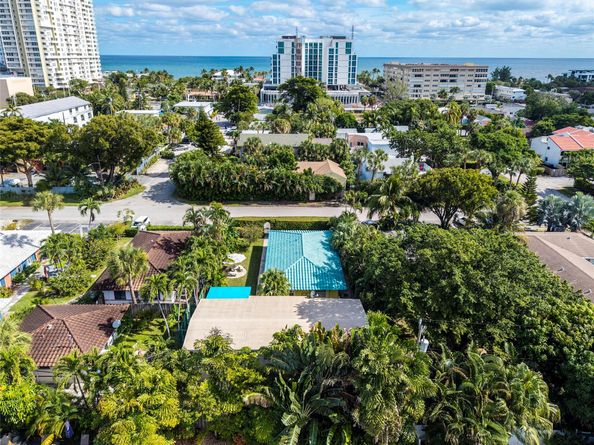 305 Hibiscus Ave, Pompano Beach FL 33062