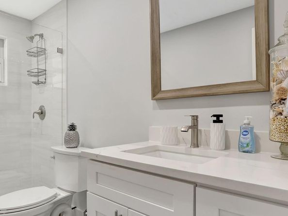 305 Hibiscus Ave, Pompano Beach FL 33062