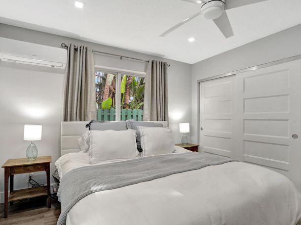 305 Hibiscus Ave, Pompano Beach FL 33062