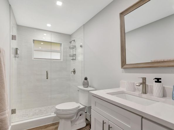 305 Hibiscus Ave, Pompano Beach FL 33062