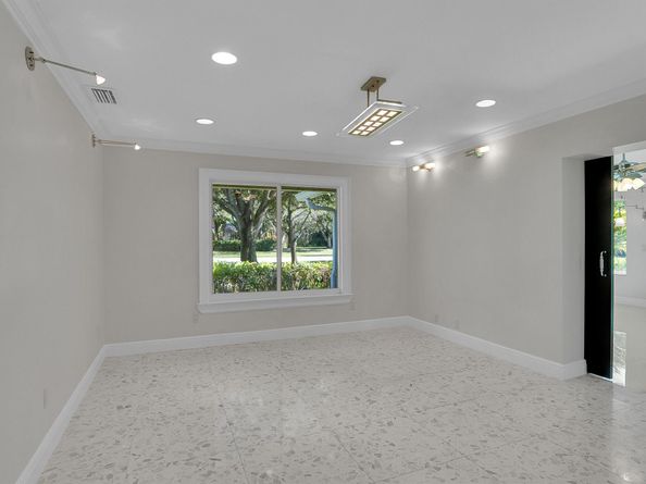 8631 Steeplechase Drive, Palm Beach Gardens FL 33418