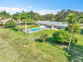 8631 Steeplechase Drive, Palm Beach Gardens FL 33418