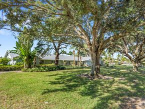 8631 Steeplechase Drive, Palm Beach Gardens FL 33418