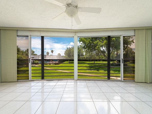 9220 SW 14th Street 328, Boca Raton FL 33428