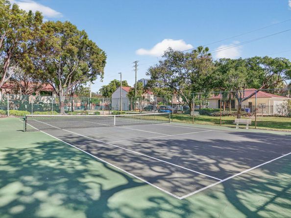 237 City View Drive 237, Fort Lauderdale FL 33311