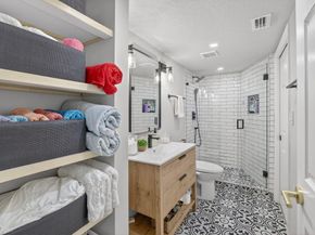 237 City View Drive 237, Fort Lauderdale FL 33311