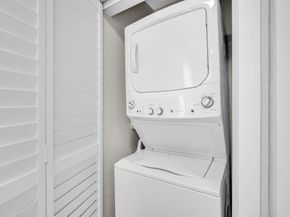 3571 Magellan Cir 3434, Aventura FL 33180