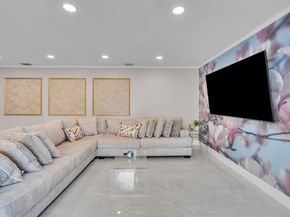 3571 Magellan Cir 3434, Aventura FL 33180