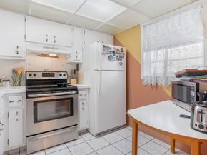 2881 NW 47th Ter 406, Lauderdale Lakes FL 33313