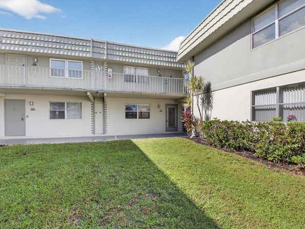 51 Flanders B, Delray Beach FL 33484