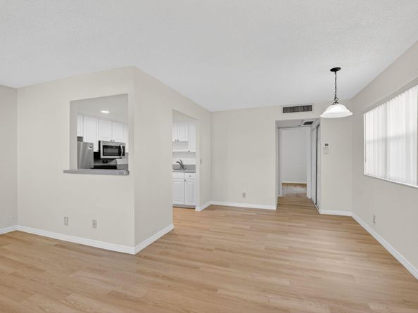 51 Flanders B, Delray Beach FL 33484