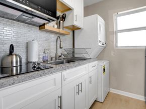 865 SE 20th Avenue 1, Deerfield Beach FL 33441