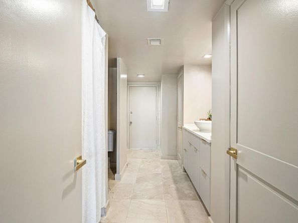 2100 S Ocean Lane 101102, Fort Lauderdale FL 33316