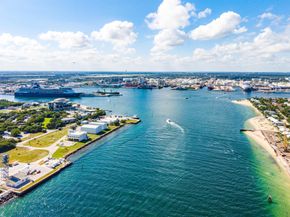 2100 S Ocean Lane 101102, Fort Lauderdale FL 33316