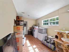 500 NW 120th St, Miami FL 33168