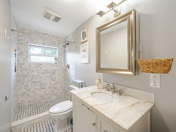 500 NW 120th St, Miami FL 33168