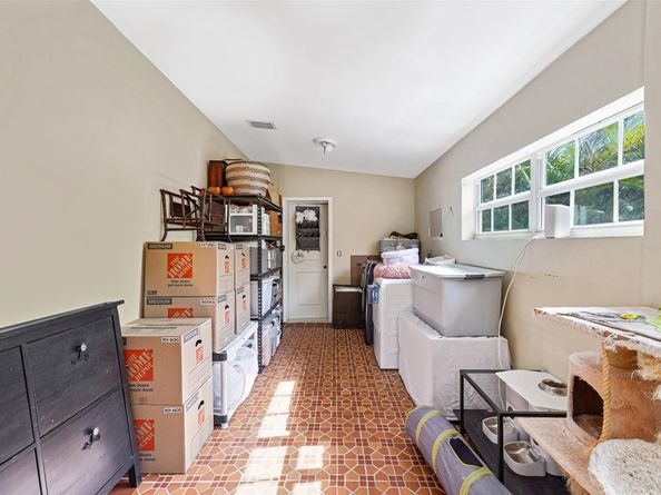 500 NW 120th St, Miami FL 33168