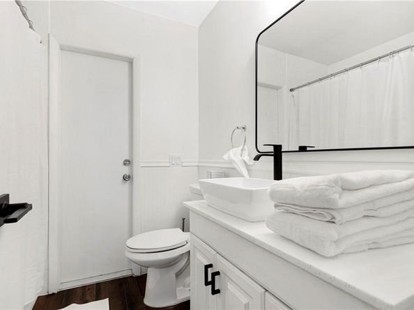 5840 SW 37th Ave, Dania Beach FL 33312