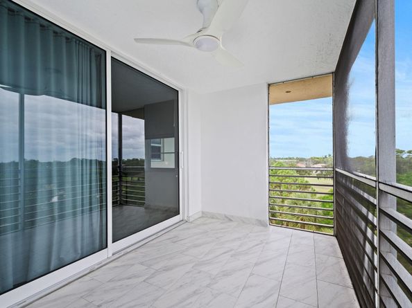 3505 Oaks Way 506, Pompano Beach FL 33069