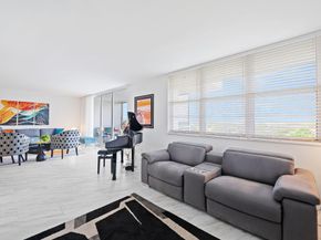 3505 Oaks Way 506, Pompano Beach FL 33069