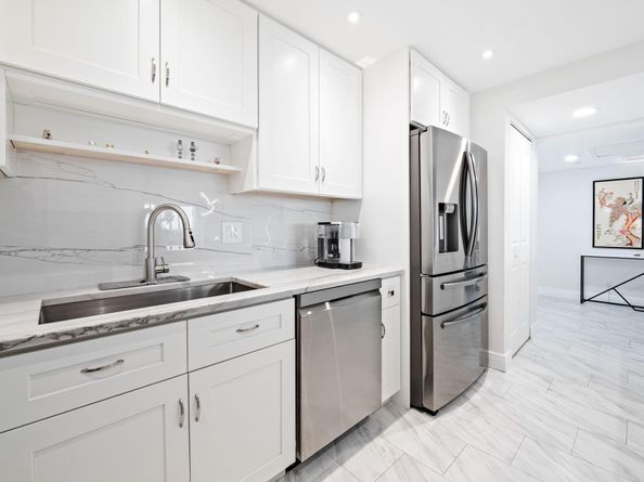 3505 Oaks Way 506, Pompano Beach FL 33069