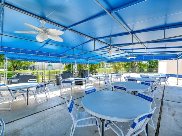 9121 Sunrise Lakes Blvd 106, Sunrise FL 33322