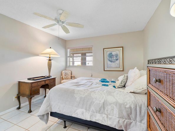 157 Flanders D, Delray Beach FL 33484