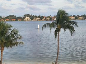 130 Ocean Cay Way, Hypoluxo FL 33462